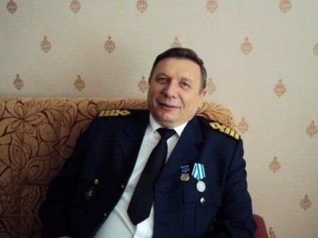 Анатолий Гузаевский - заслуженный капитан-директор дальневосточного рыболовецкого флота