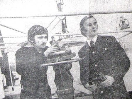 Масько Владимир четвертый помощник капитана (справа) и курсант Юрий Пиваш - ТР «Нарвский залив» 11 12 1976