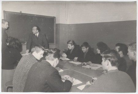 занятия по радиоприемным устройствам  -ТМУРП 1964
