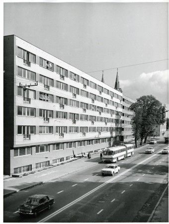 общежитие ТМУРП  на Эндла создано архитектором Лутс Калью - 1973