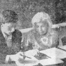будущие курсанты держат  экзамены у Эхатамм Линды Эмильевны – ТМУРП 23 08 1975
